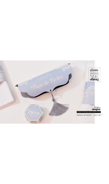 Trusou botez baieti personalizat prin brodare cu numele bebelusului, Lacy Ski 15